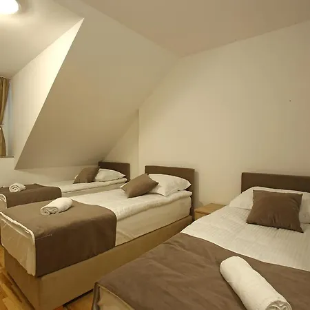 Guest house Gostilna In Prenocisca Gedzo 3*
