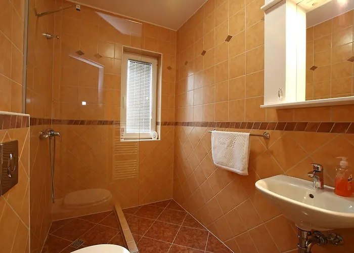 Pensjonat Gostilna In Prenocisca Gedzo