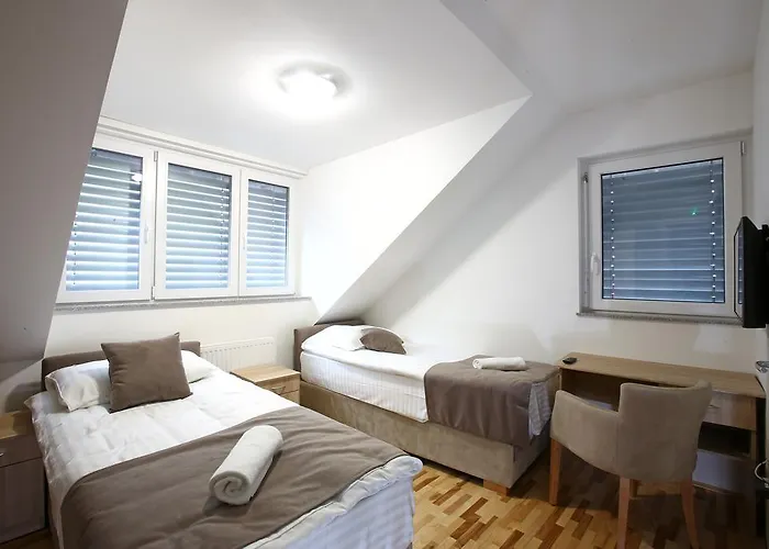 Pensjonat Gostilna In Prenocisca Gedzo