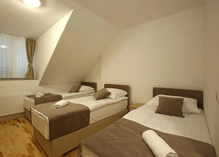 Pensjonat Gostilna In Prenocisca Gedzo 3*